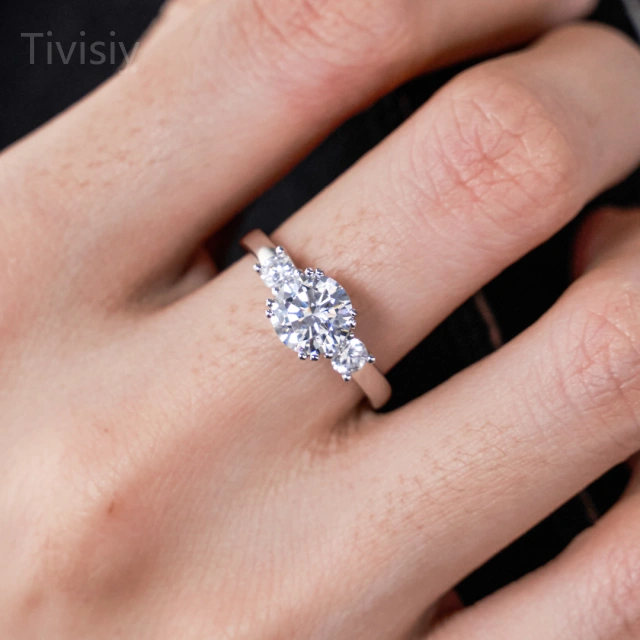 1.5 Carat Three Stone Cubic Zirconia Ring, Engagement, Sparkles, Birthday Gifts, Anniversary